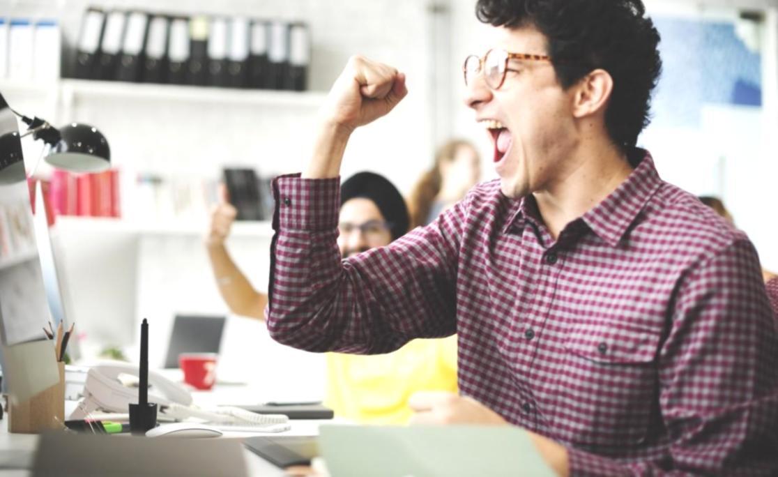 Процес створення романтичного тексту